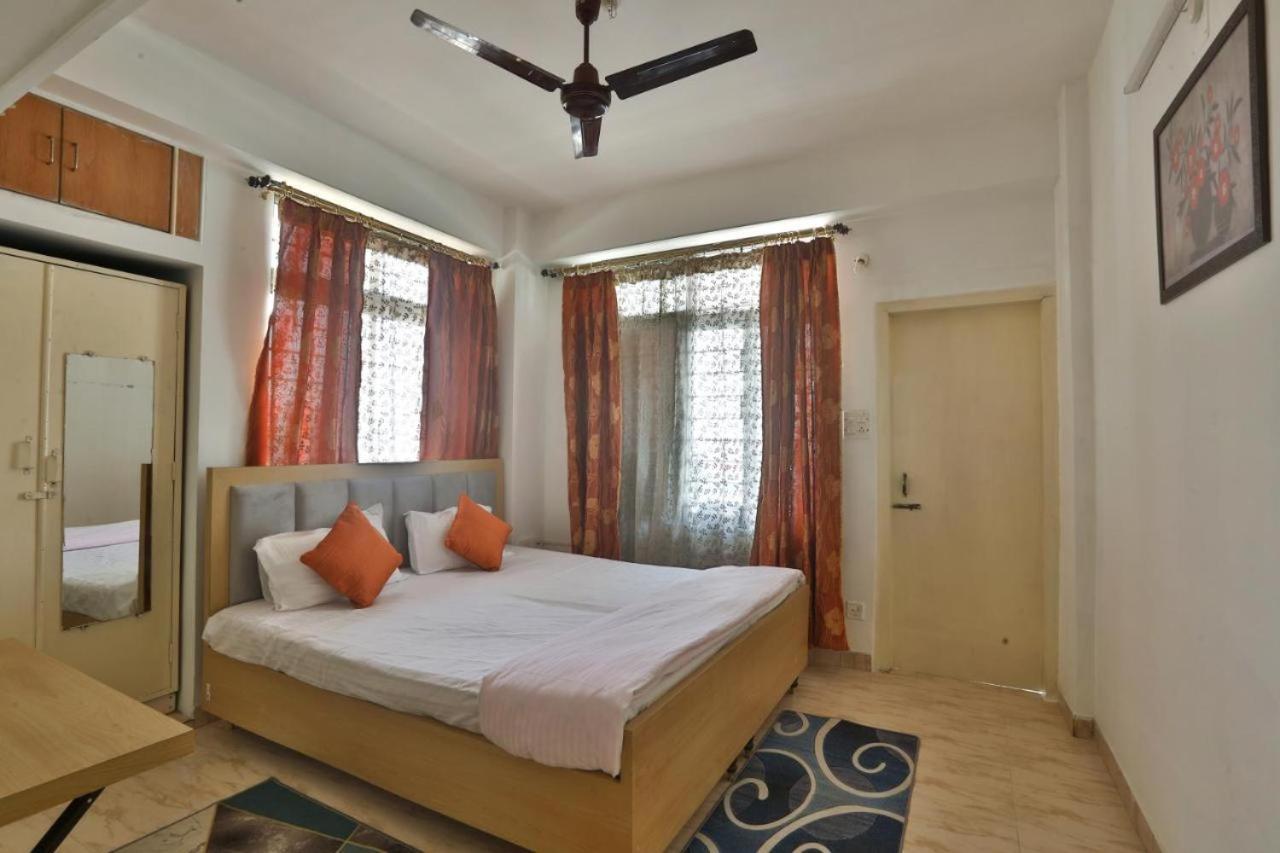 Ap Suite - By Ap Villa'S And Resort'S Ujjain Esterno foto