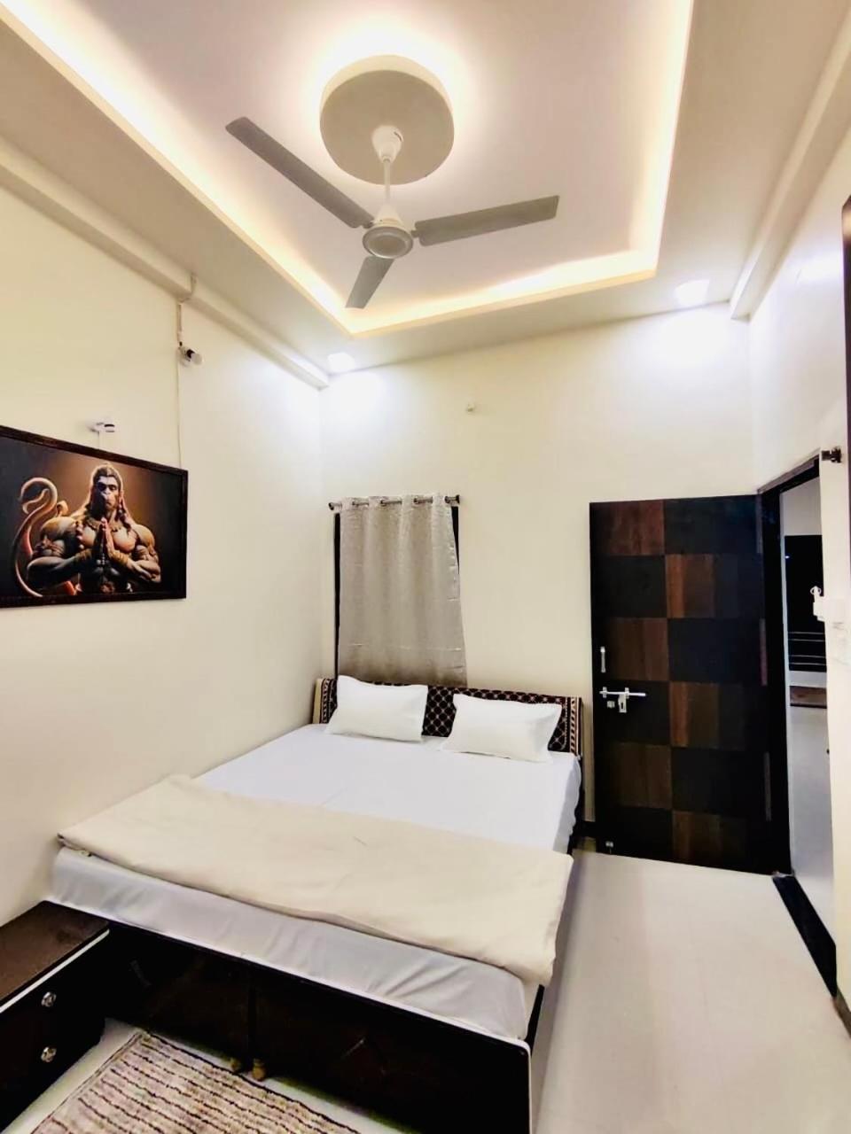 Ap Suite - By Ap Villa'S And Resort'S Ujjain Esterno foto