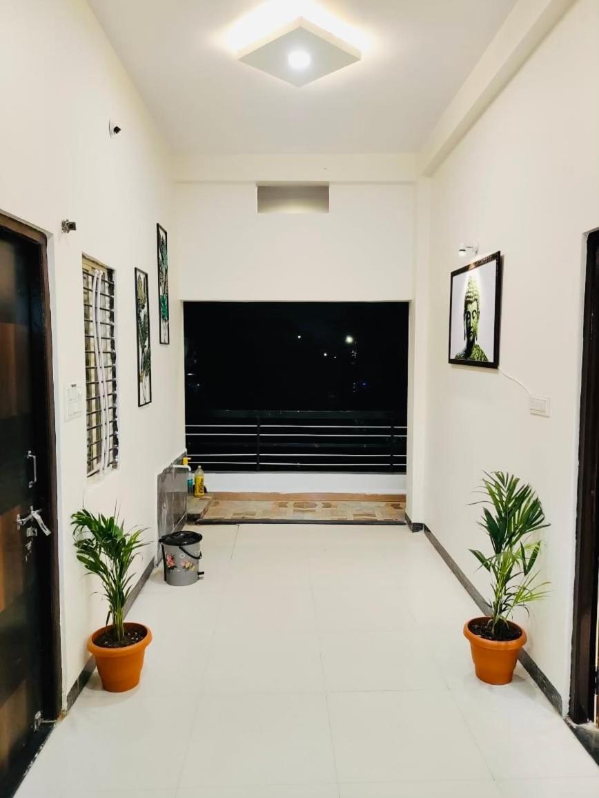 Ap Suite - By Ap Villa'S And Resort'S Ujjain Esterno foto